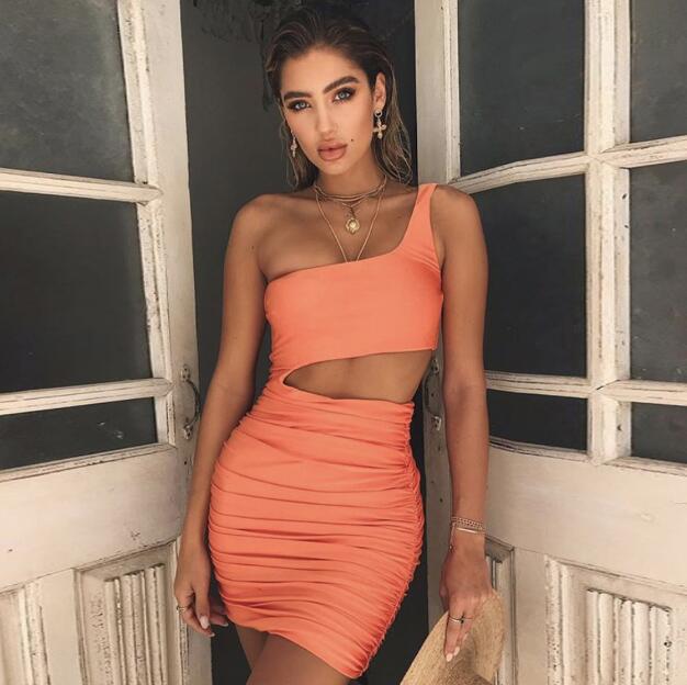 Slim One-Shoulder Short Dress
